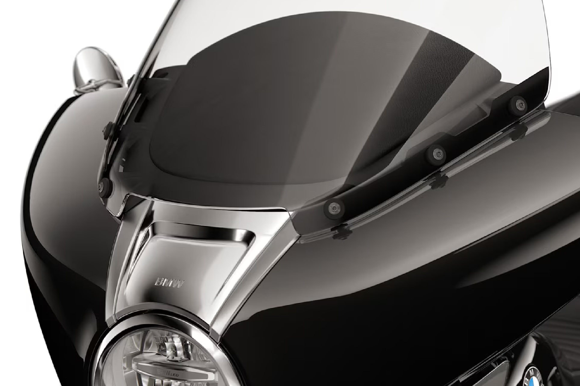 Paneli dekorativ i përparmë